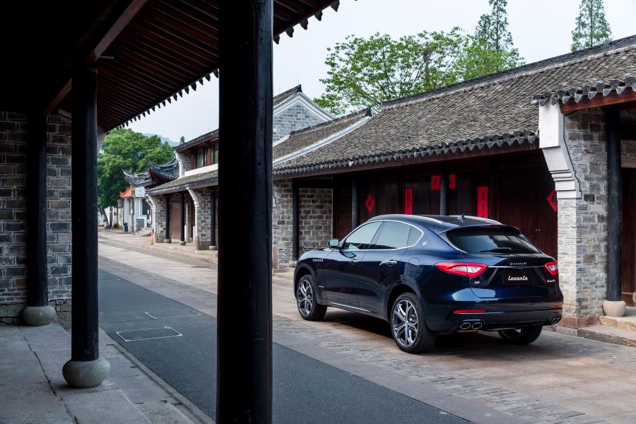  Maserati Levante GranLusso 2018 года  (фото 19 из 23)